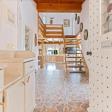 Nostalgia Διαμέρισμα Τρογκίρ